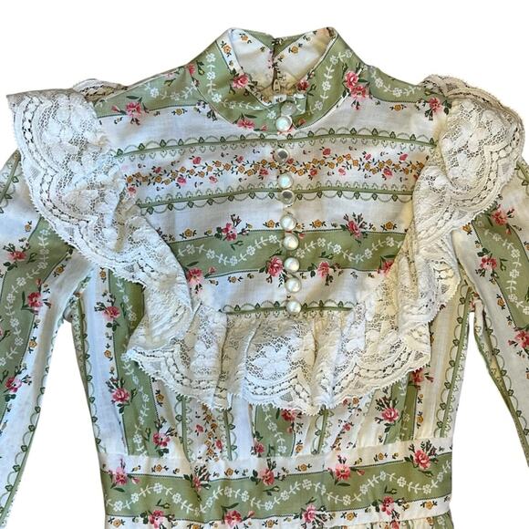 Vintage 1970s Vicki Vaughn Promenade XS Green Floral Prairie Ruffle Maxi Dress - Picture 5 of 16